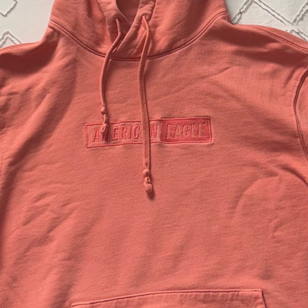 American Eagle Pullover - Picture 2 of 2